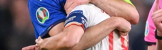 开云体育官网-【人物】以压力为食的基耶利尼，如何笑出强大？