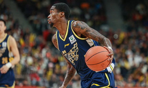 开云app下载-广东宏远拒绝输球！杜锋全力出击，五大主力缺席，央视直播