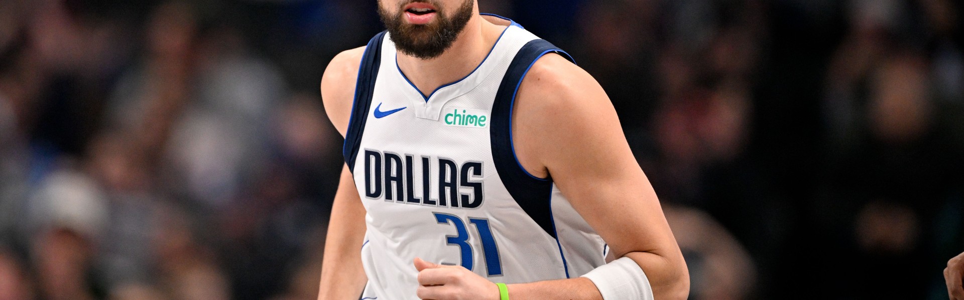 差一点意思！克莱9中3得9分2板  三分7中3&amp;末节两记三分来晚了点