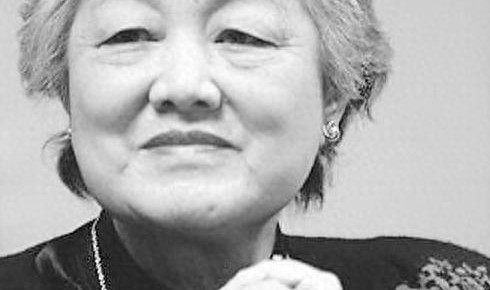 开云体育下载-08年章含之逝世，临终前留下遗言，洪晃因何说：妈妈是个聪明人？